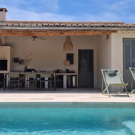 Appartement Dans Un Mas Provencal Renove Saint-Hilaire-dʼOzilhan Extérieur photo